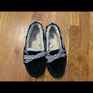 Ugg Size 8 Bedroom shoes
